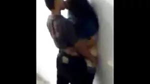 වාව්! Squirting Flexi ලෙස්බියන්! හොඳ HD ගුණාත්මක භාවයක්!