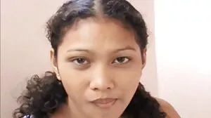 Jamie සහ Sophia නිදන කාමරයේ දිගු schlong පදින්න
